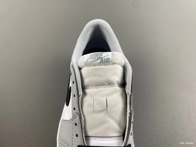 1st Kicks Air Barons Low CZ0790-110 1 Jordan OG 0822